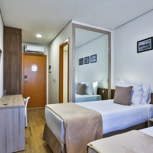 Hotel Nobile Inn London Anapolis cazare Anapolis