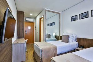 Hotel Nobile Inn London Anapolis cazare Anapolis