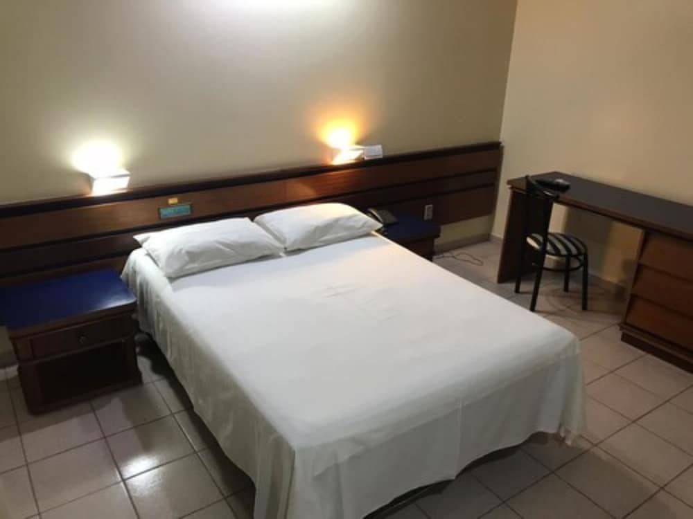 Hotel Oft Plaza Oeste Hotel