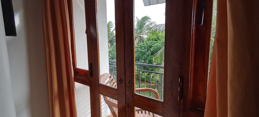 Rajarata Lodge