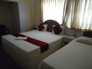 Hotel Flower Seven Hotel cazare Anuradhapura