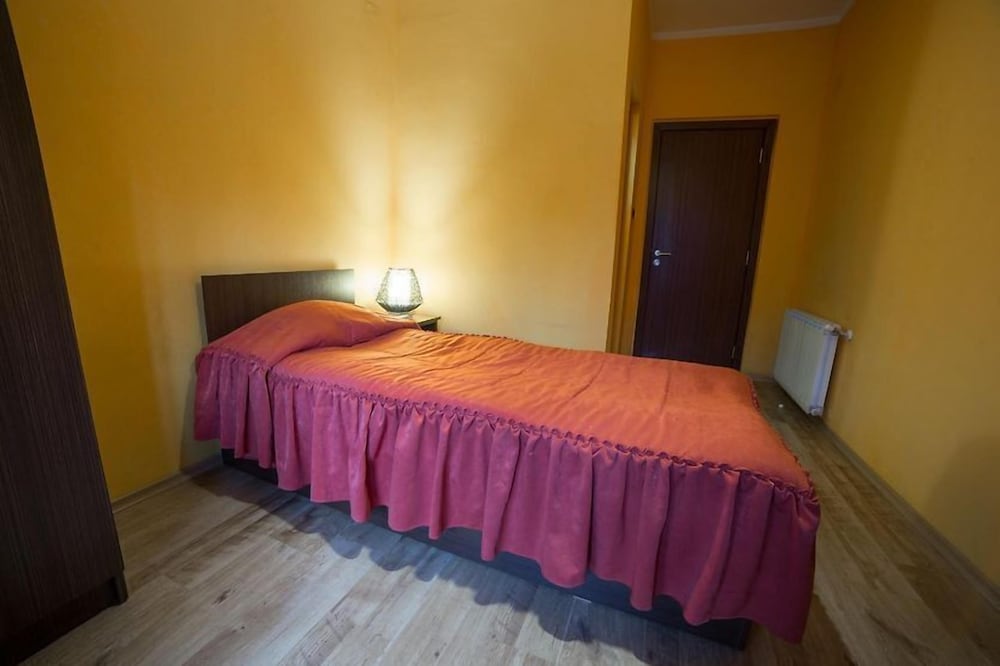 Hotel Kris Hotel