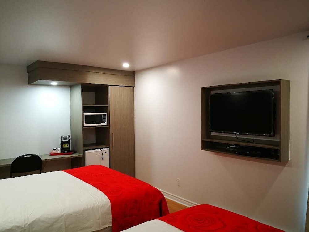 Hotel Motel Chez Nous