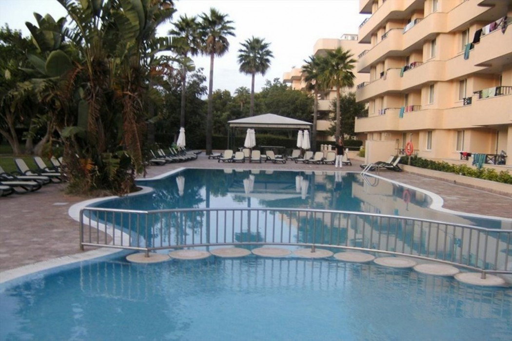 dal travel Tropicana