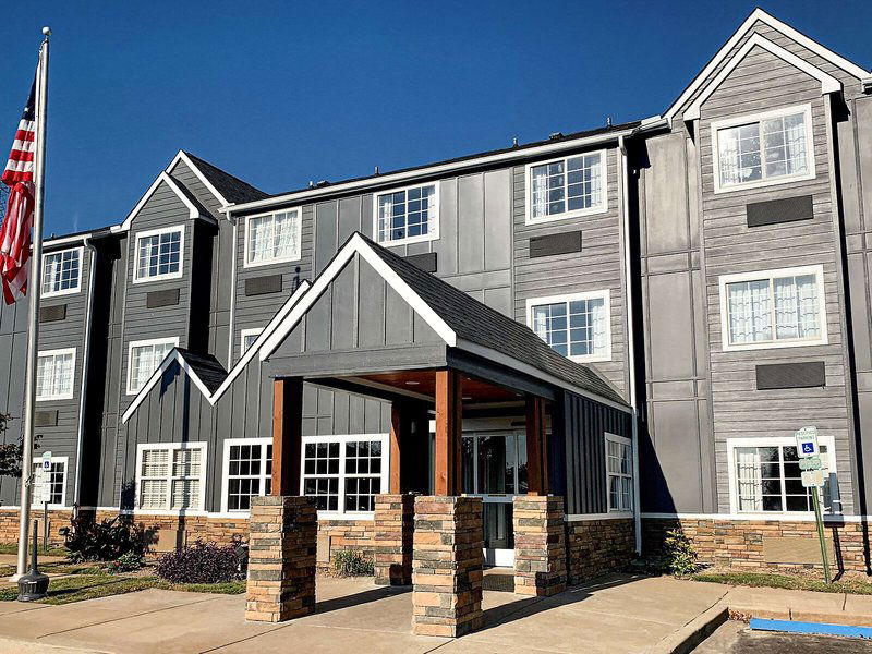 Hotel Greenville Pelham Inn