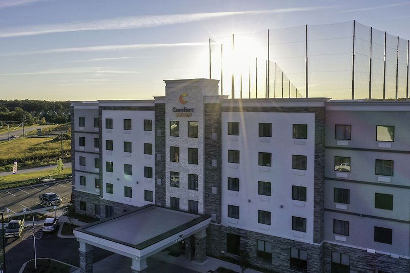 Hotel Comfort Suites Greenville Airport