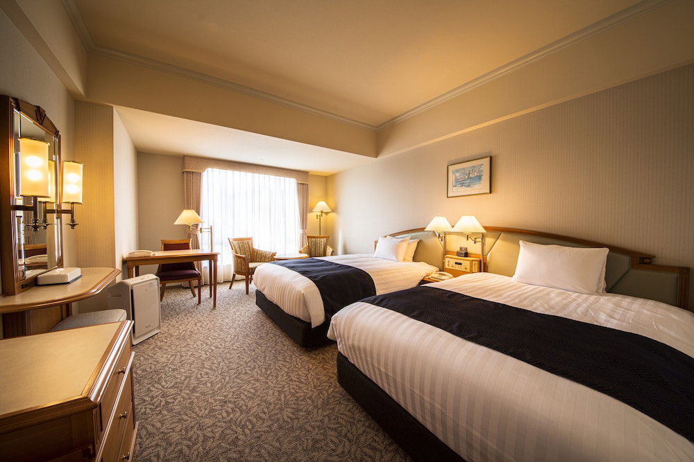 Hotel Kure Hankyu Hotel