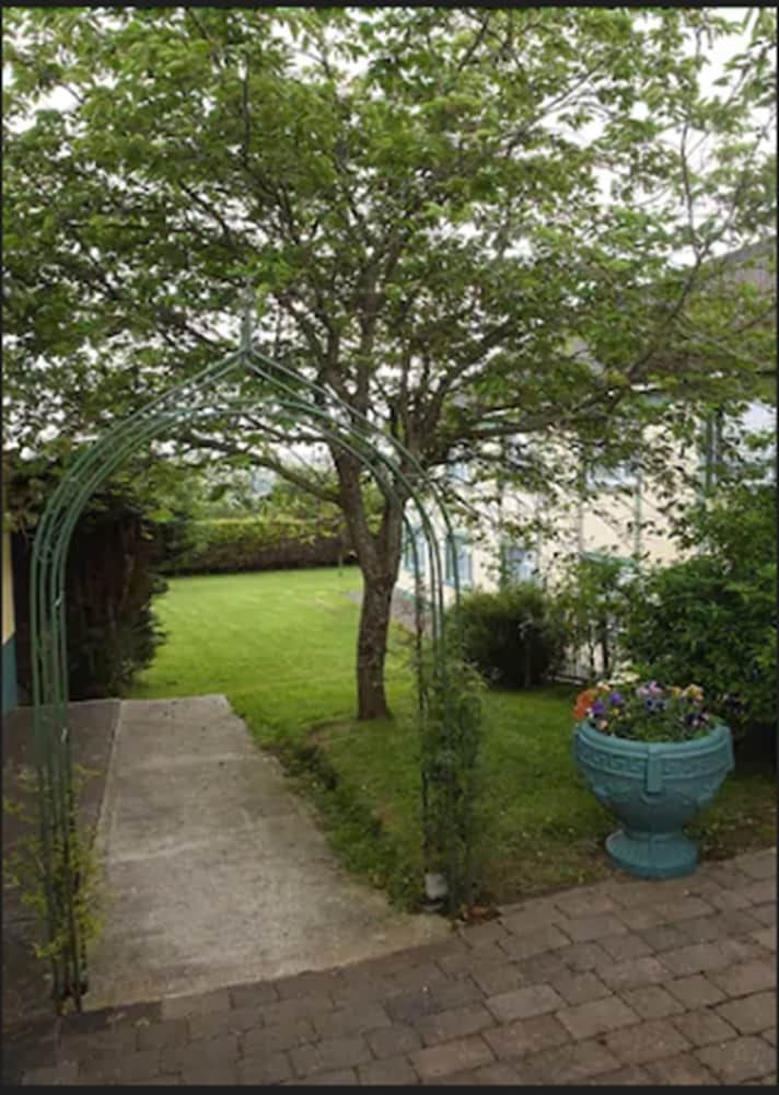 Hotel Rhu Glenn Country Club