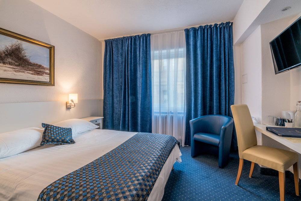 Hotel Touring Au Lac