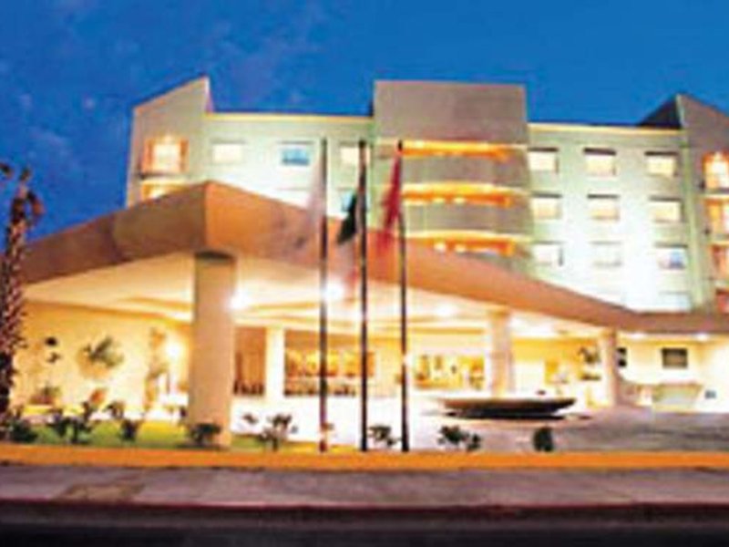 Hotel Fiesta Inn Express Hermosillo