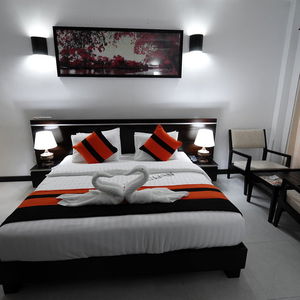 Hotel Oak Ray Elephant Lake cazare Sigiriya