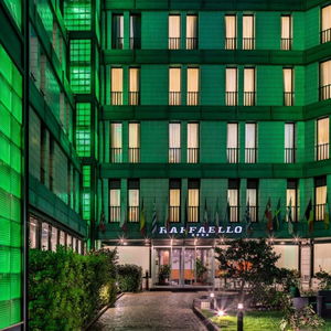 Sejur Hotel Raffaello vacanta Milan