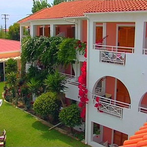 Hotel Bitzaro Palace cazare Kalamakion