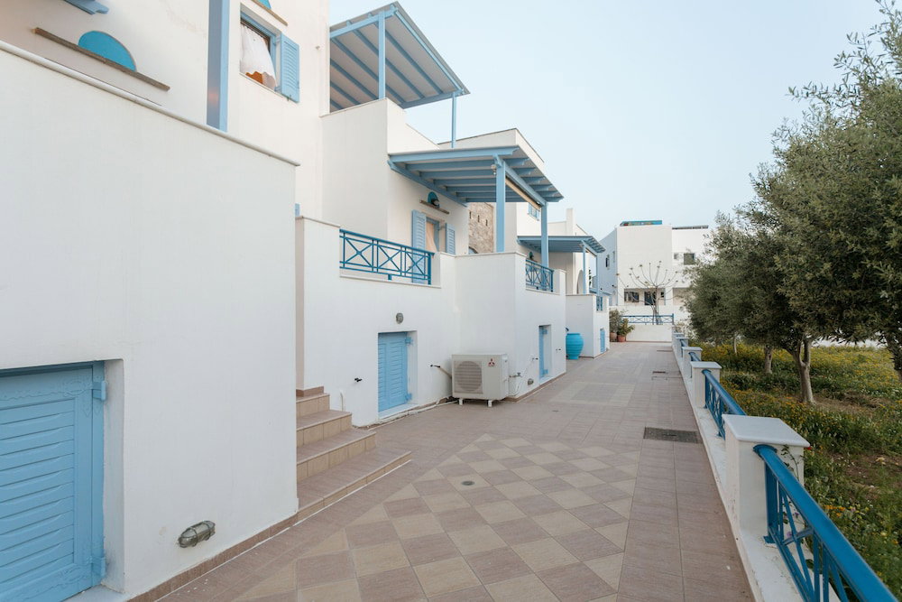Erato Inn