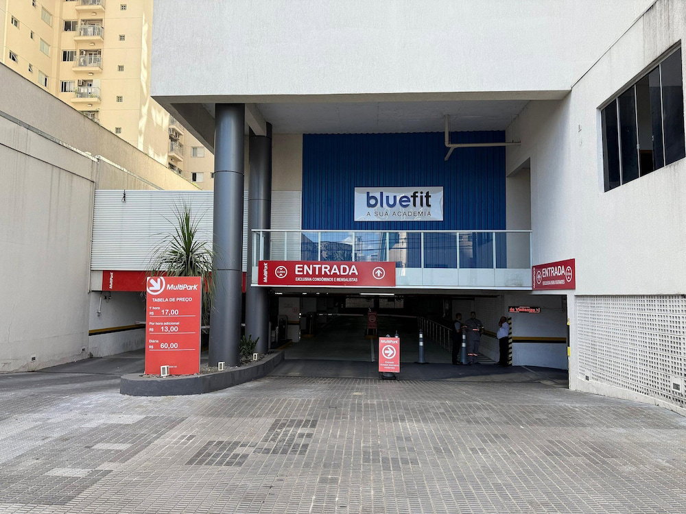 Hotel Iflat Brookfield Towers