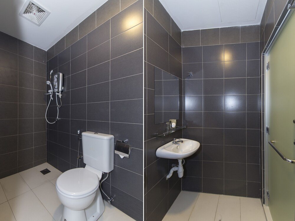 Hotel Oyo 488 De Ideal Hotel