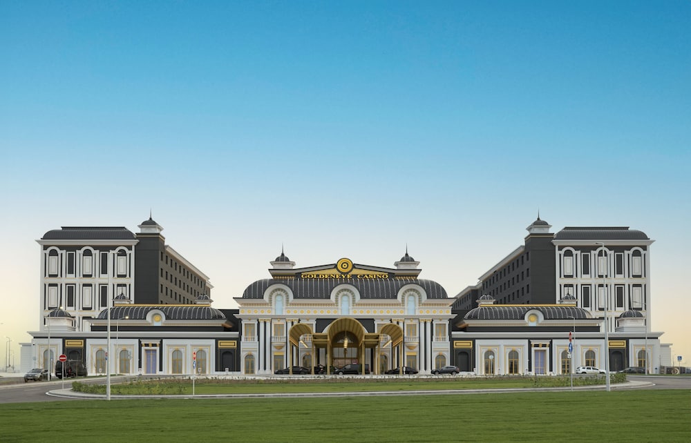 Goldeneye Hotel And Casino