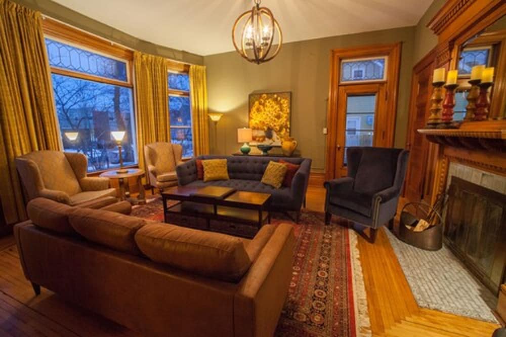 Hotel Fairholm Boutique Inns