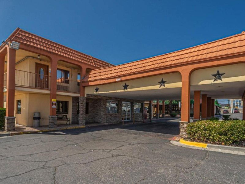 Hotel Super 8 By Wyndham El Paso Airport