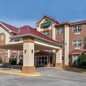 Hotel Quality Suites Addison-Dallas cazare Addison