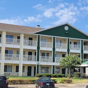 Hotel Hometowne Studios Dallas - Irving cazare Irving