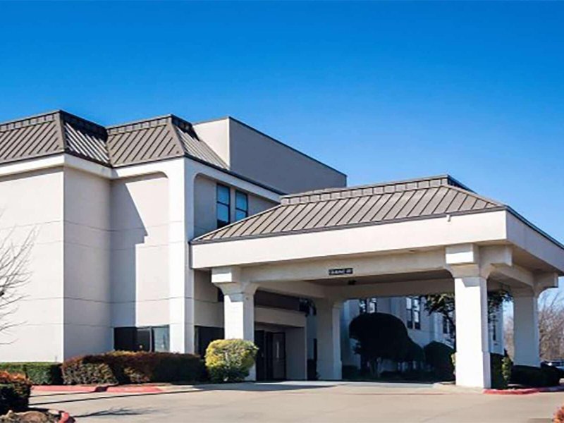 Hotel Days Inn By Wyndham Fort Worth North / Fossil Creek