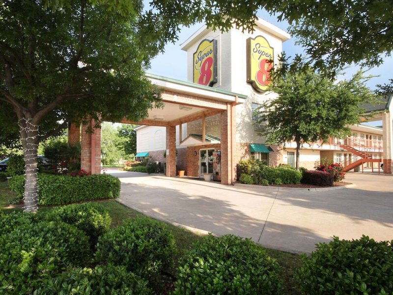Hotel Super 8 By Wyndham Arlington Near At&T Stadium