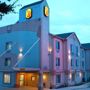 Hotel Super 8 By Wyndham Irving/Dfw Apt/North cazare Irving