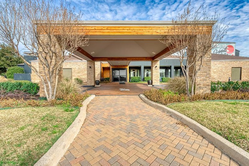Hotel Super 8 By Wyndham Dallas Love Field Airport
