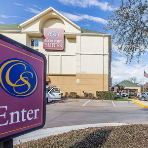 Hotel Comfort Suites North Dallas cazare Dallas