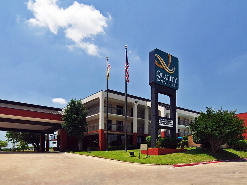 Hotel Quality Inn & Suites