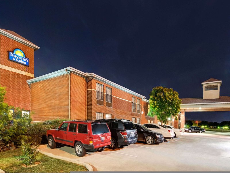 Hotel Days Inn By Wyndham Dallas Plano
