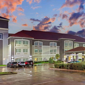 Hotel La Quinta Inn & Suites By Wyndham Cleburne cazare Cleburne