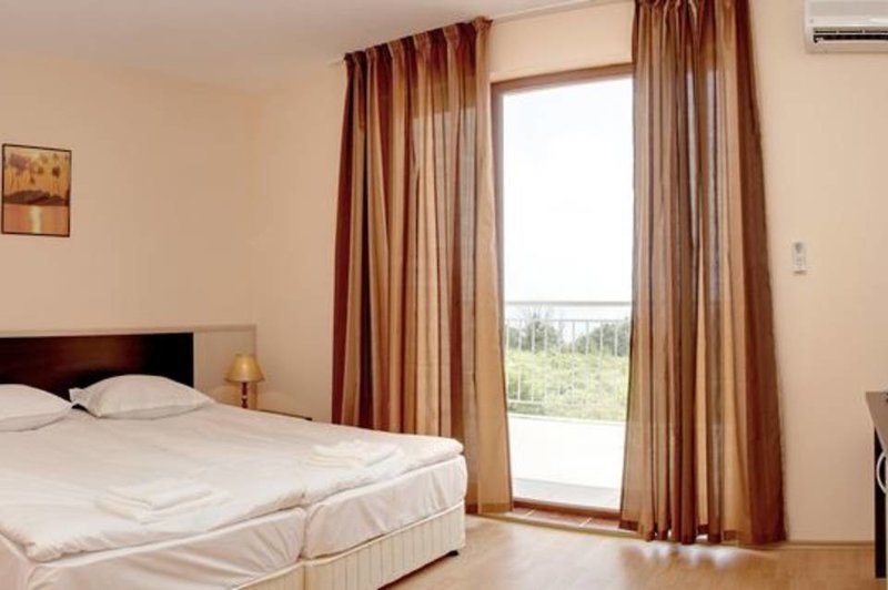 Vemara Club