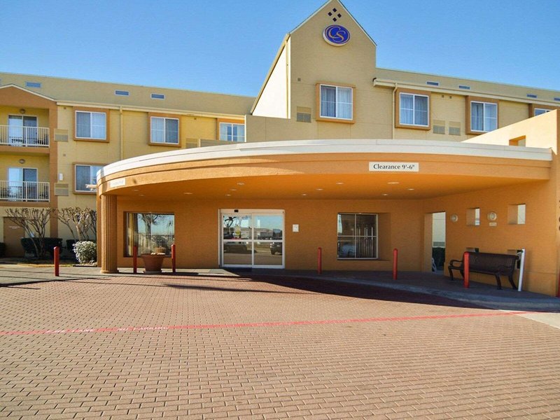 Hotel Comfort Suites Dfw Airport