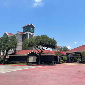 Hotel La Quinta Inn & Suites By Wyndham Dallas Arlington South cazare Arlington