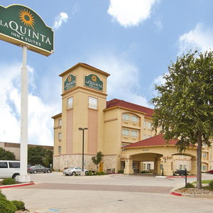 Hotel La Quinta Inn & Suites By Wyndham Dfw Airport West - Bedford cazare Bedford