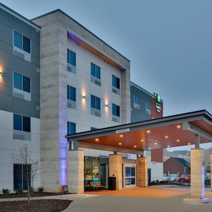 Hotel Holiday Inn Express & Suites Plano East cazare Plano