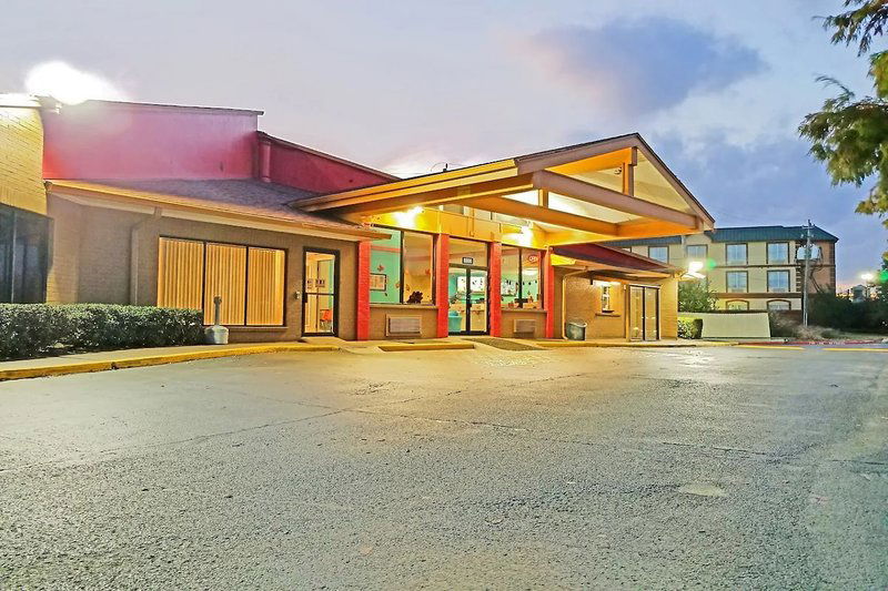 Hotel Howard Johnson By Wyndham Houston Hobby Airport
