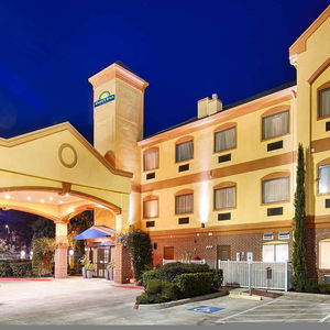 Hotel Days Inn & Suites By Wyndham Sam Houston Tollway cazare Houston