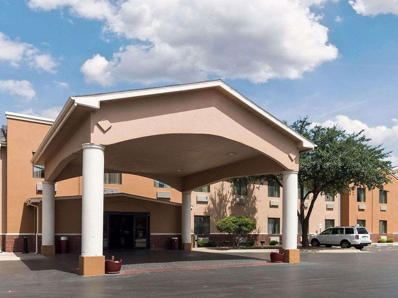 Hotel Quality Suites Midland