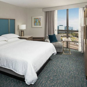 Hotel Sheraton Dallas Hotel By The Galleria cazare Dallas