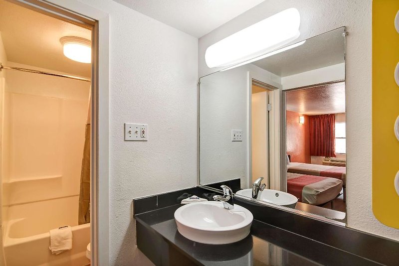 Hotel Motel 6 Dallas Galleria