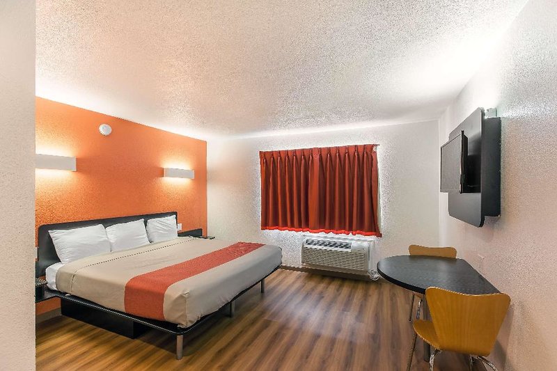 Hotel Motel 6 Dallas South