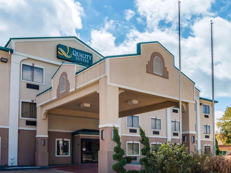 Hotel Quality Suites Burleson - Ft. Worth