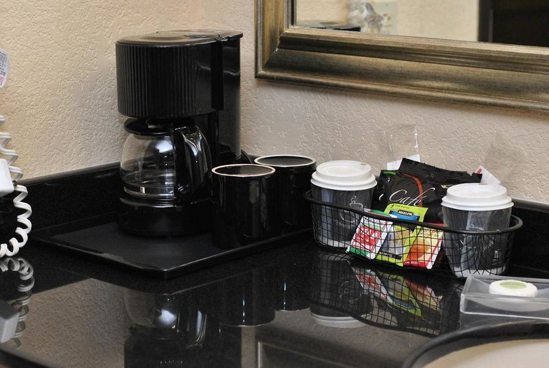 Hotel The Atrium Hotel & Suites Dfw Airport