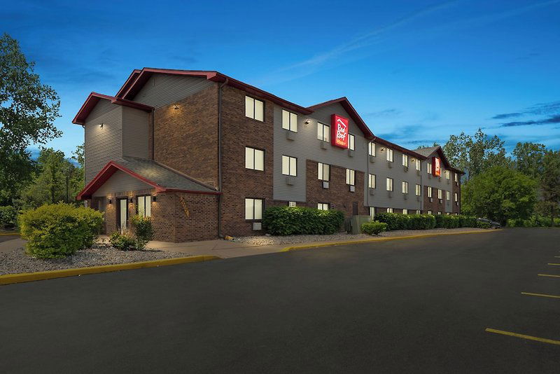 Hotel Red Roof Plus Belleville