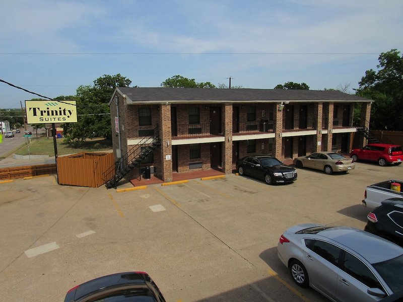 Hotel Trinity Suites Downtown Dallas