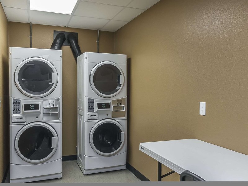 Hotel Quality Inn & Suites