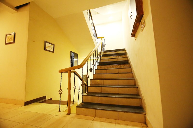 Hotel Hotel Gurukripa By Oyo Rooms